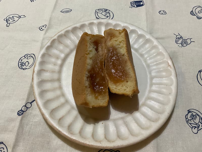 白あんの蜂楽饅頭