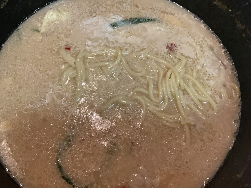 一藤のちゃんぽん麺の調理過程